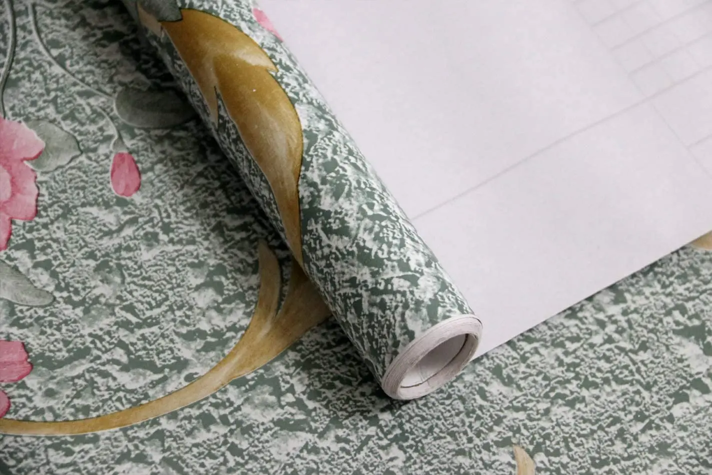 HaoHome Rose Floral Peel and Stick Wallpaper Decorative PVC Furniture Renovation Shelf Liner Self Adhesive Removable Waterproof