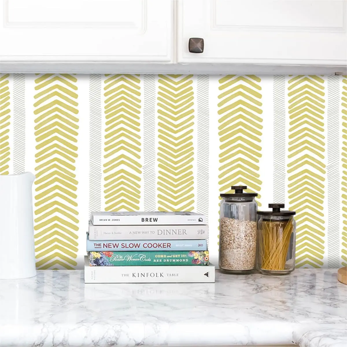 Modern Herringbone Peel and stick Wallpaper Gold and White Contact Paper Geometric Waterproof Self-adhesive Wallpaper Modern Herringbone Peel and stick Wallpaper Gold and White Contact Paper Geometric Waterproof Self-adhesive Wallpaper