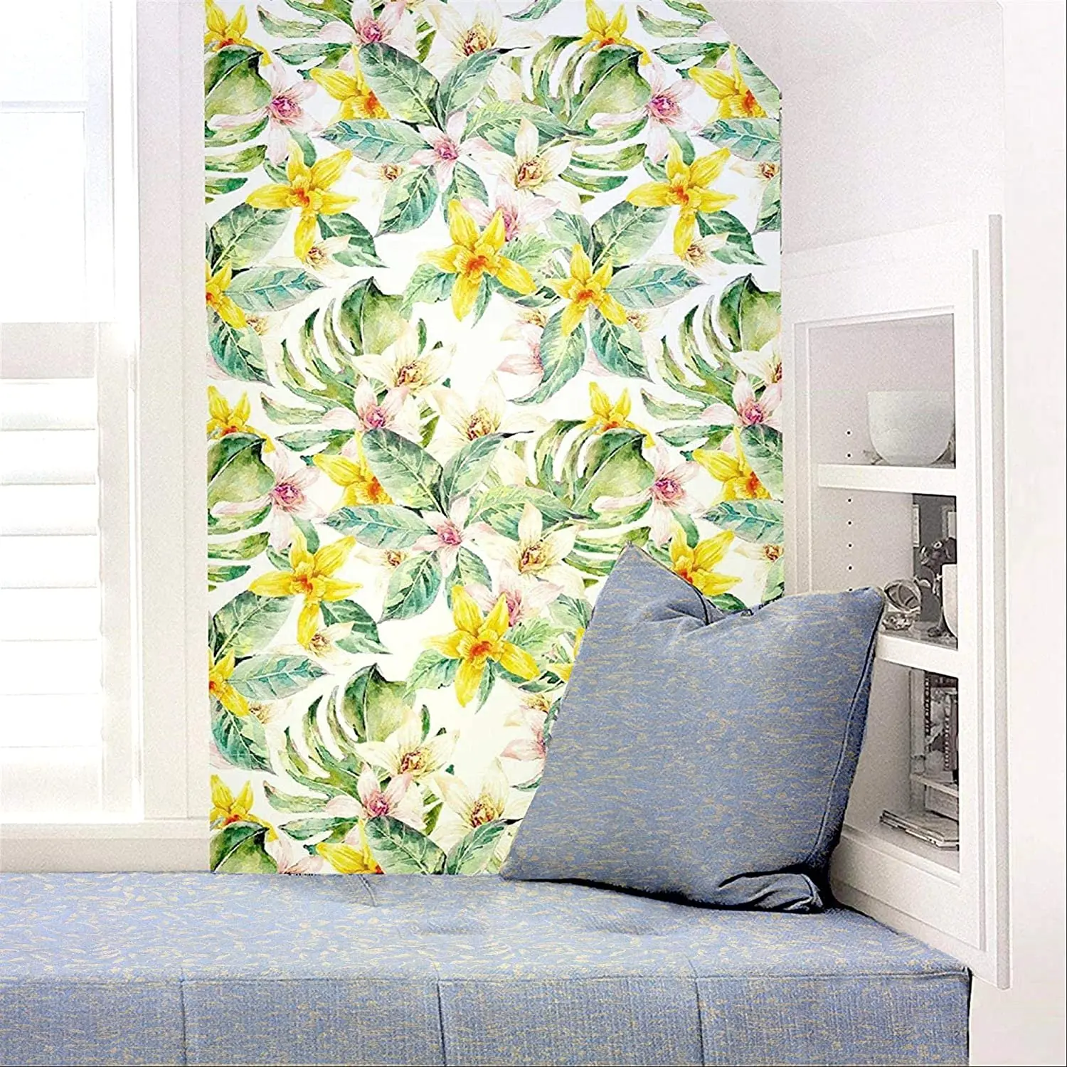 HaoHome Handpainting Washcolor Peel and Stick Wallpaper Yellow and Beige Lily Floral Self-Adhesive Prepasted Wallpaper Roll